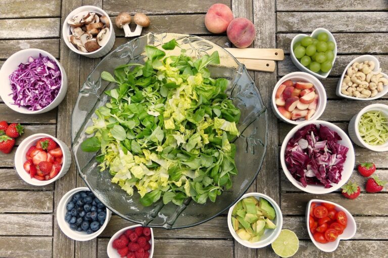 Siete Alimentos que Potencian la Felicidad