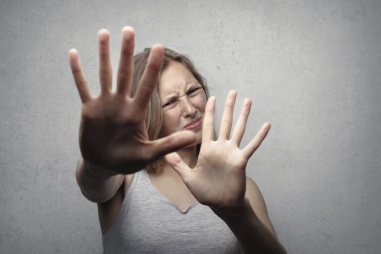 Siete Frases Controversiales sobre la Felicidad